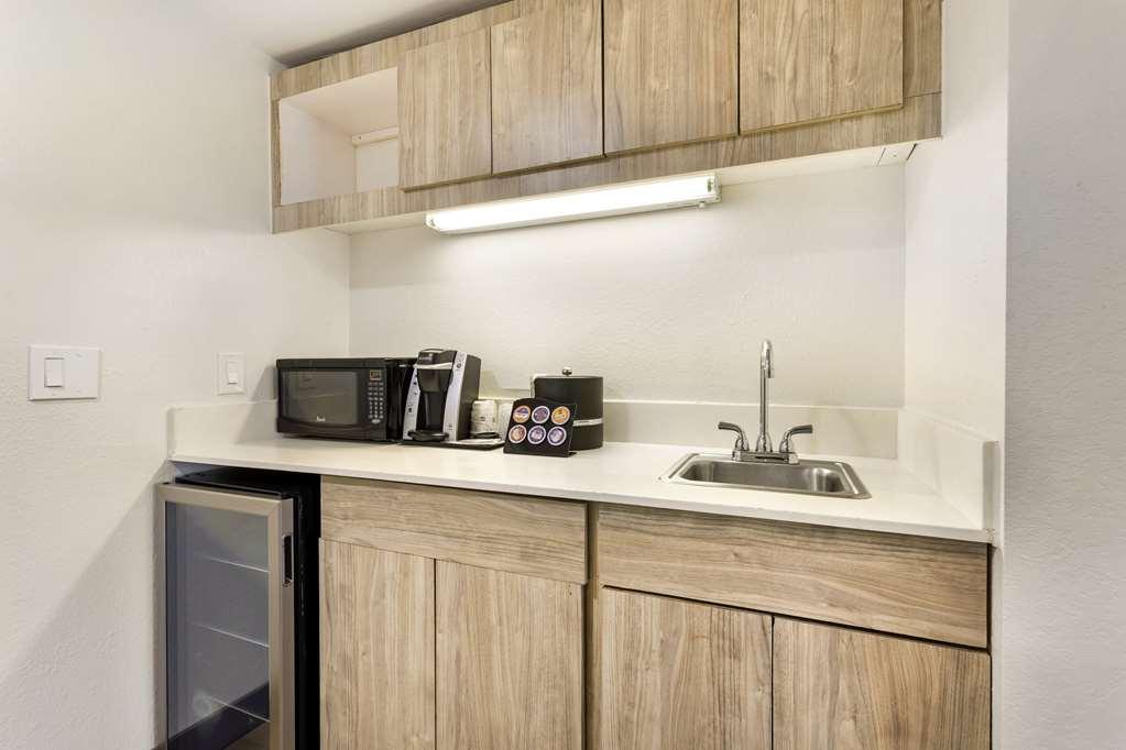 Best Western Plus Sugar Land/Stafford Номер фото